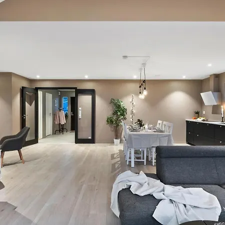 Villa Luxurious Outside Bergen With Jacuzzi